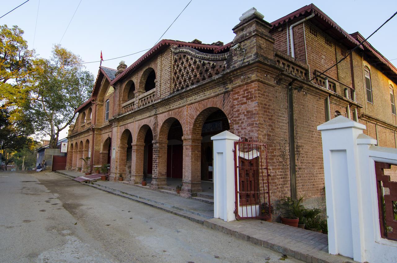 Hotel Naurang Yatri Niwas à Garli Extérieur photo